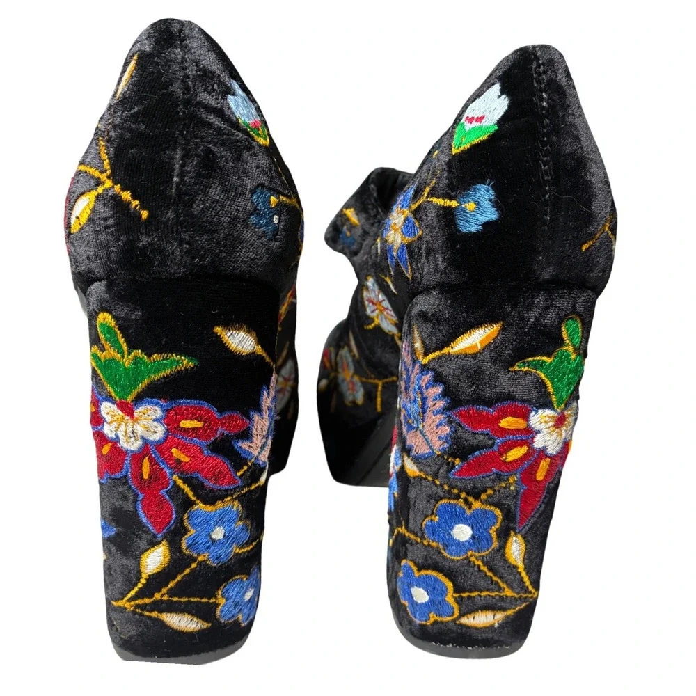 Alice + Olivia Embroidered Velvet Platform Mary Jane Block Heel Pumps EU 37 US 7